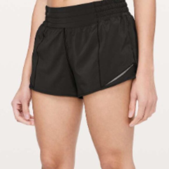 Lululemon Hotty Hot Short HR High Rise 2.5" Black (Second Release) Size 2 - Picture 3 of 8